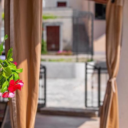 Holiday House Anabella Krk Town Exterior foto